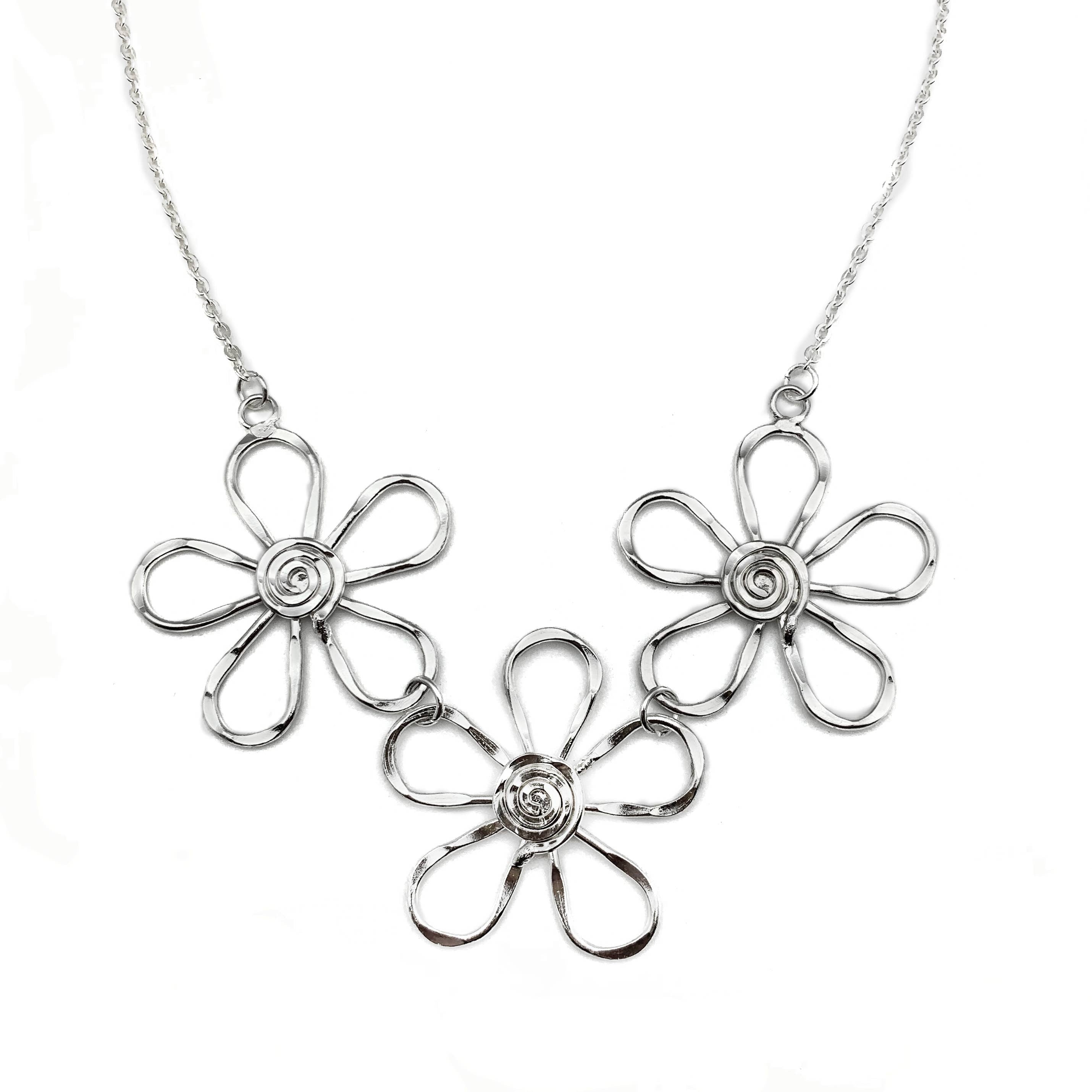 Silver Plated Necklace - Spiral Center Flowers