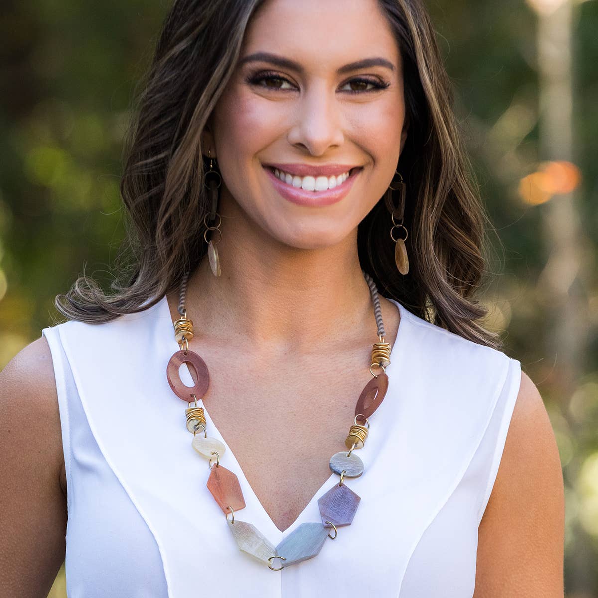 Omala Natural Beige Collection Necklace - Abstract Shapes