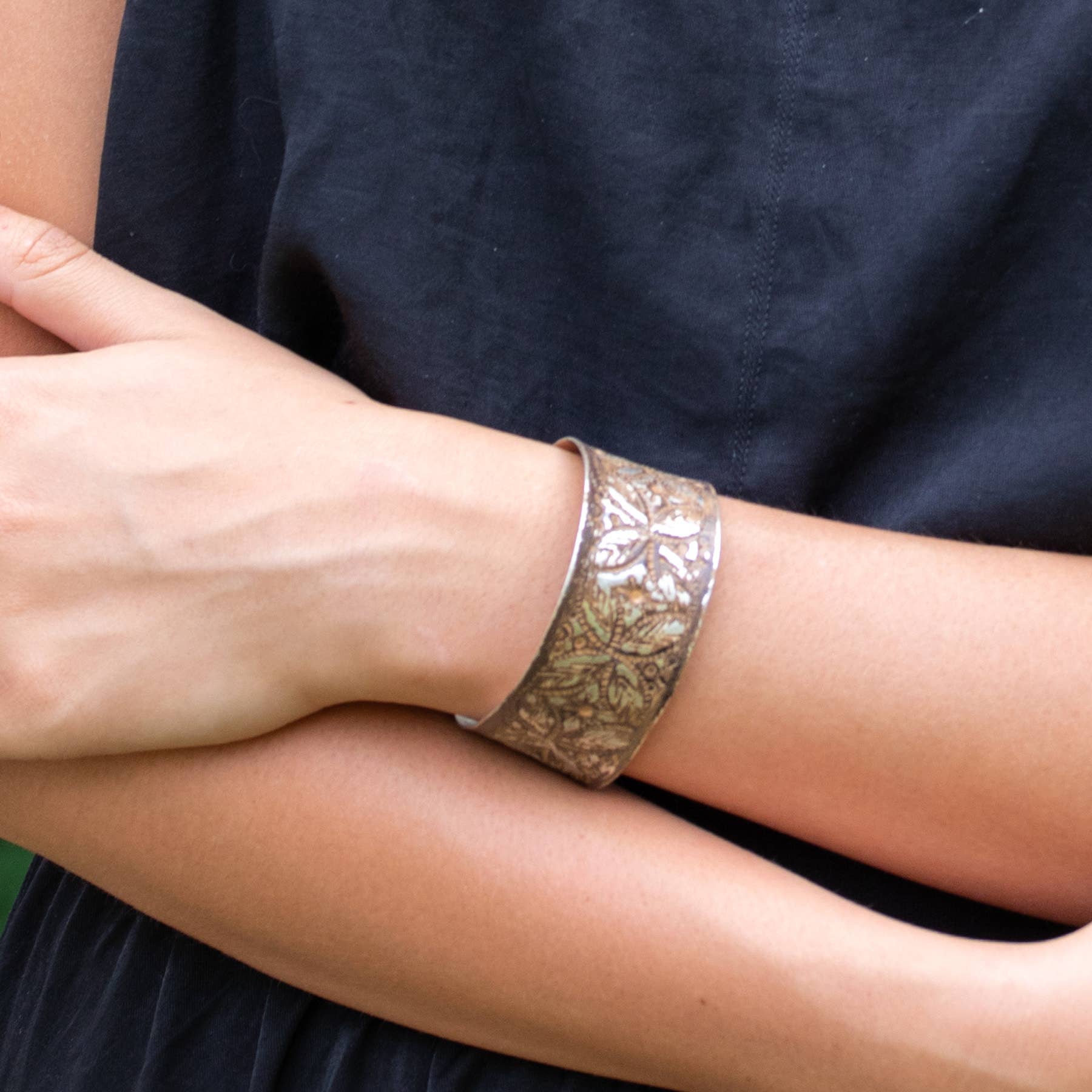 Silver Patina Bracelet - Brown Medallions