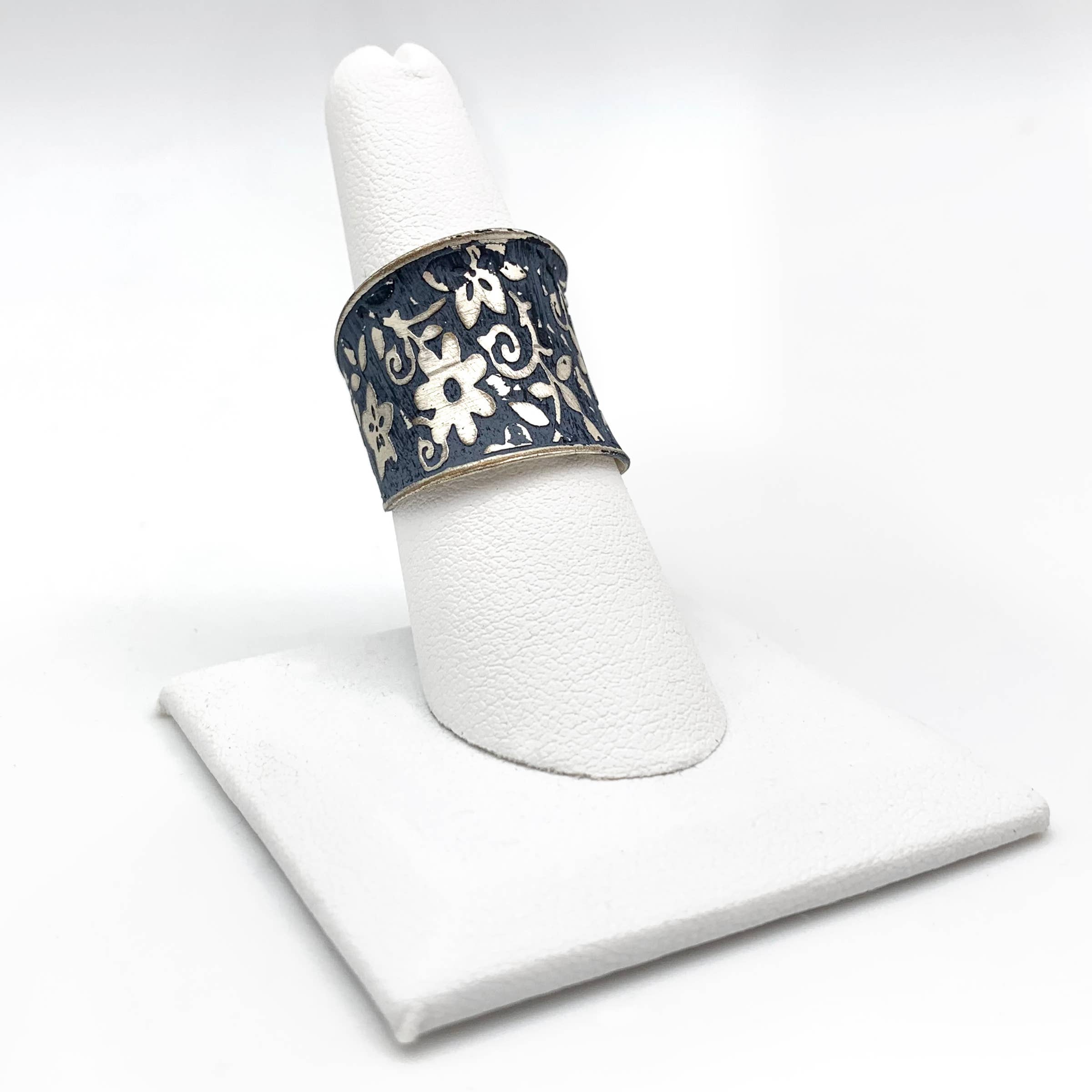 Silver Patina Ring - Blue Small Floral