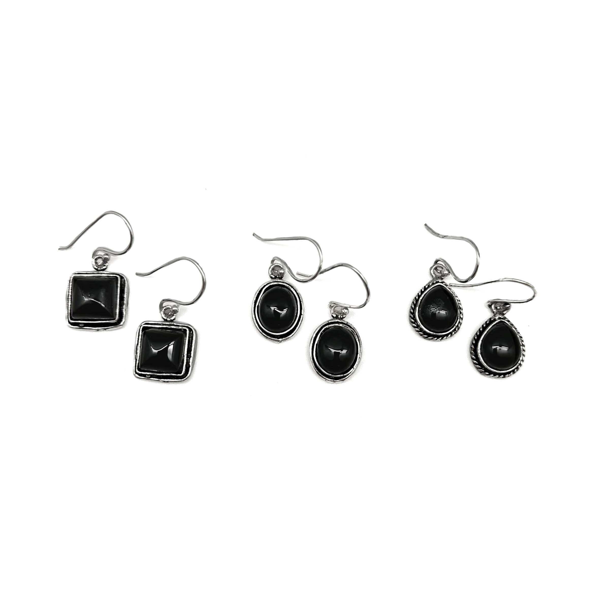 Handcrafted Semiprecious Small Stone Earrings - Black Onyx