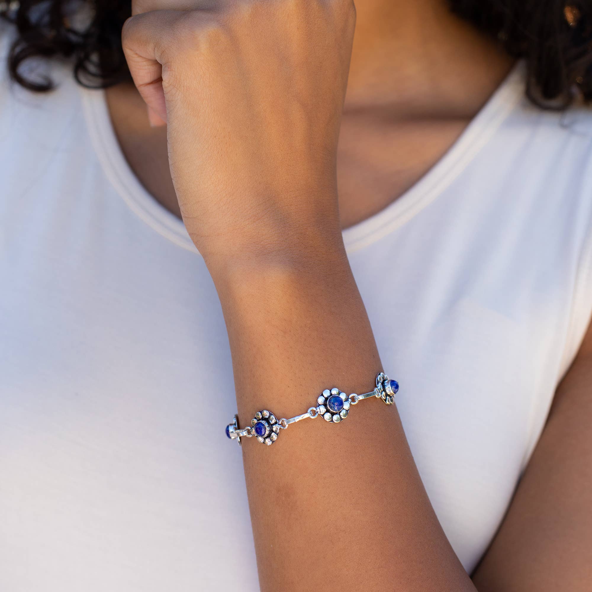 Tanvi Silver Link Bracelet - Lapis Daisies