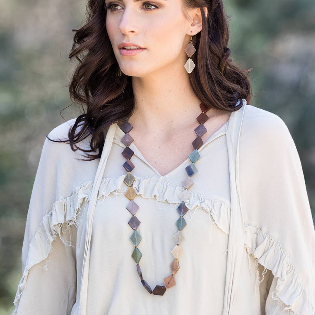 Omala Natural Beige Collection Necklace - Diamond Beads