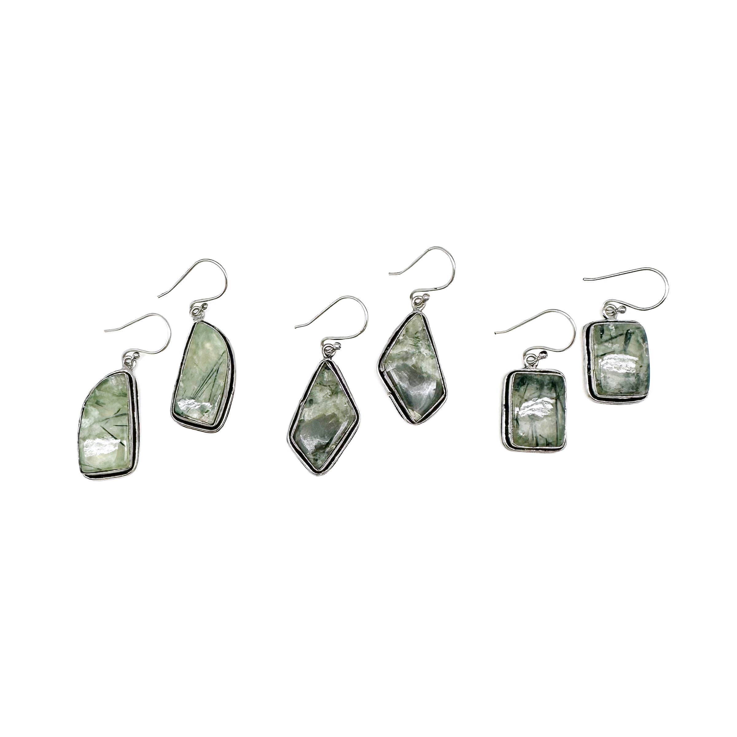 Handcrafted Kashi Semiprecious Stone Earrings - Prehnite
