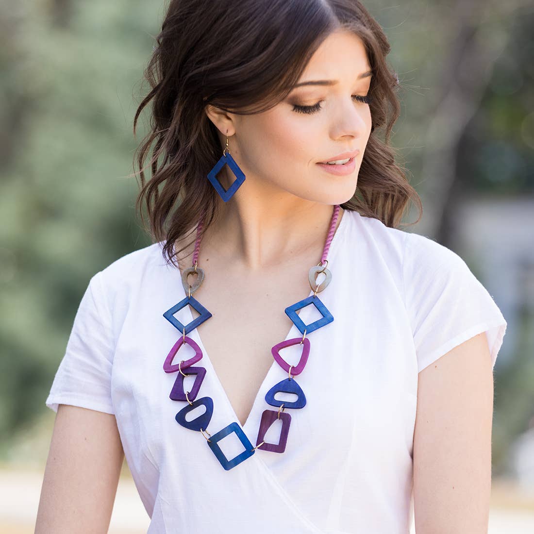 Omala Heliotrope Collection Necklace - Open Triangles