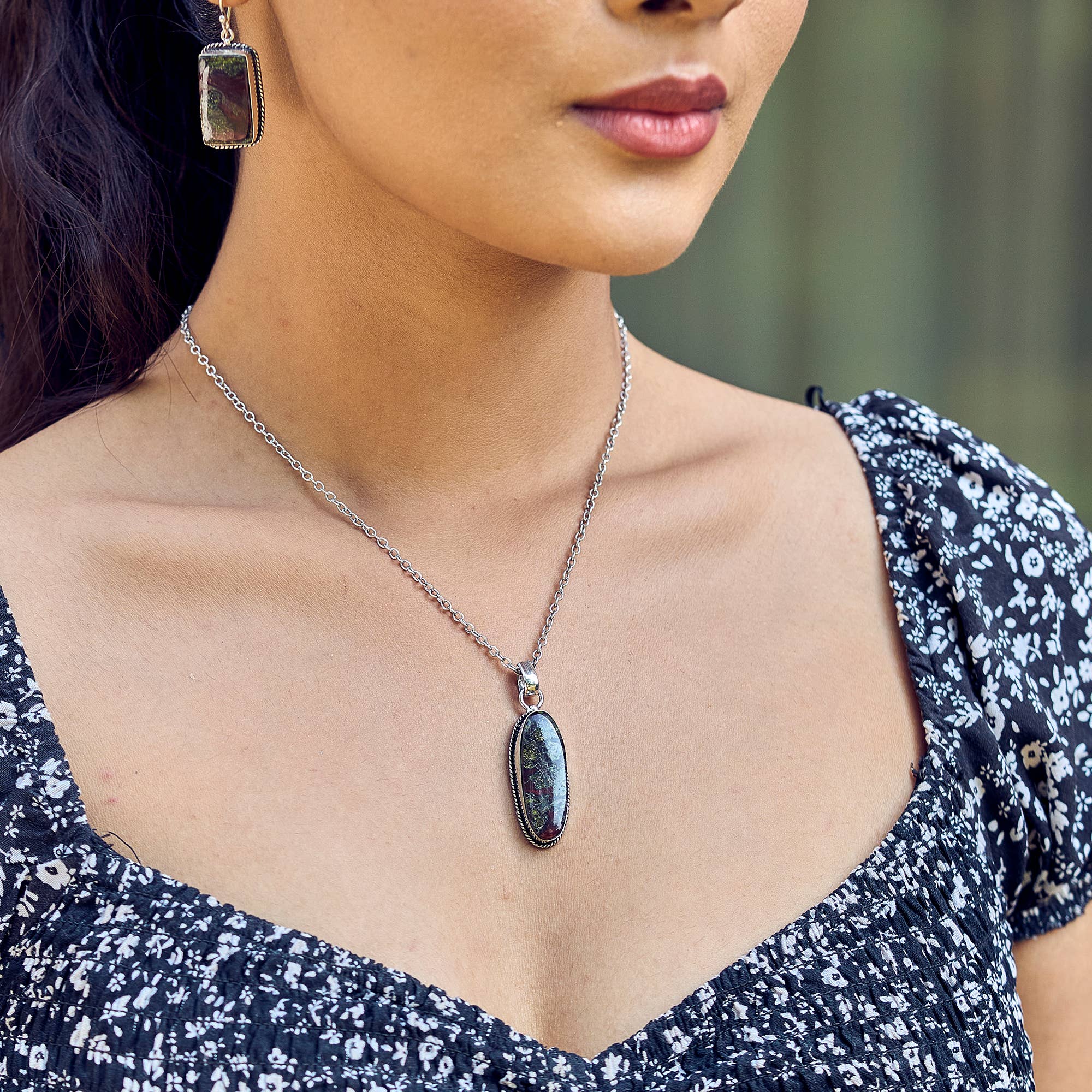 Handcrafted Semiprecious Stone Necklace - Dragon Stone