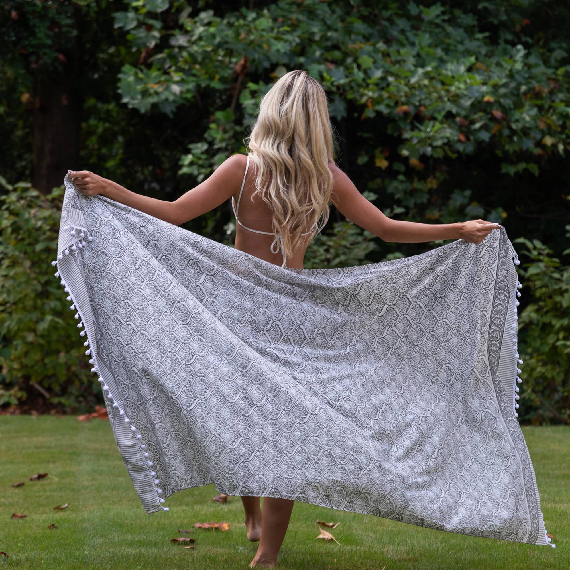 Handcrafted Cotton Sarong - Grey Scallop Print