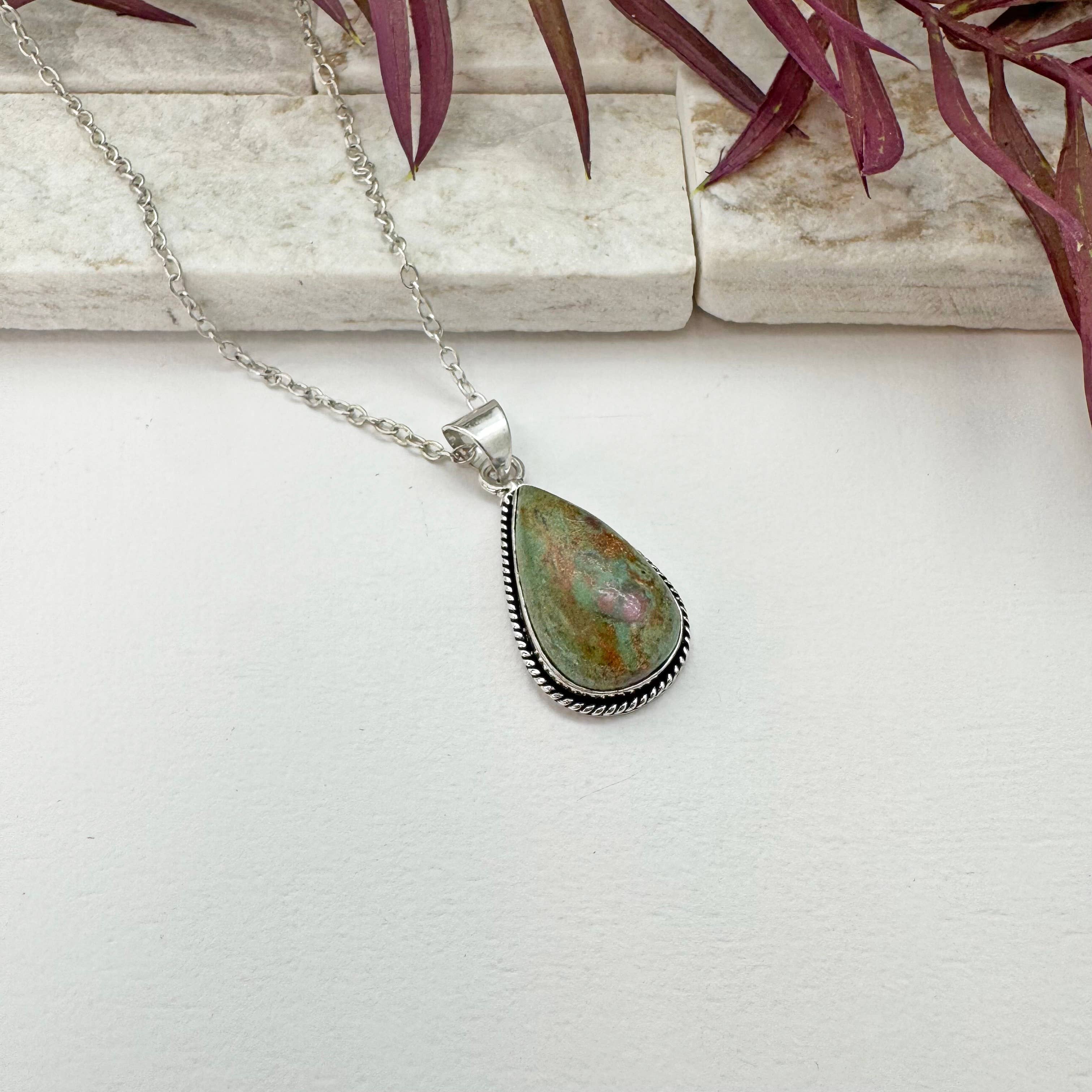 Handcrafted Semiprecious Stone Necklace - Dragon Stone