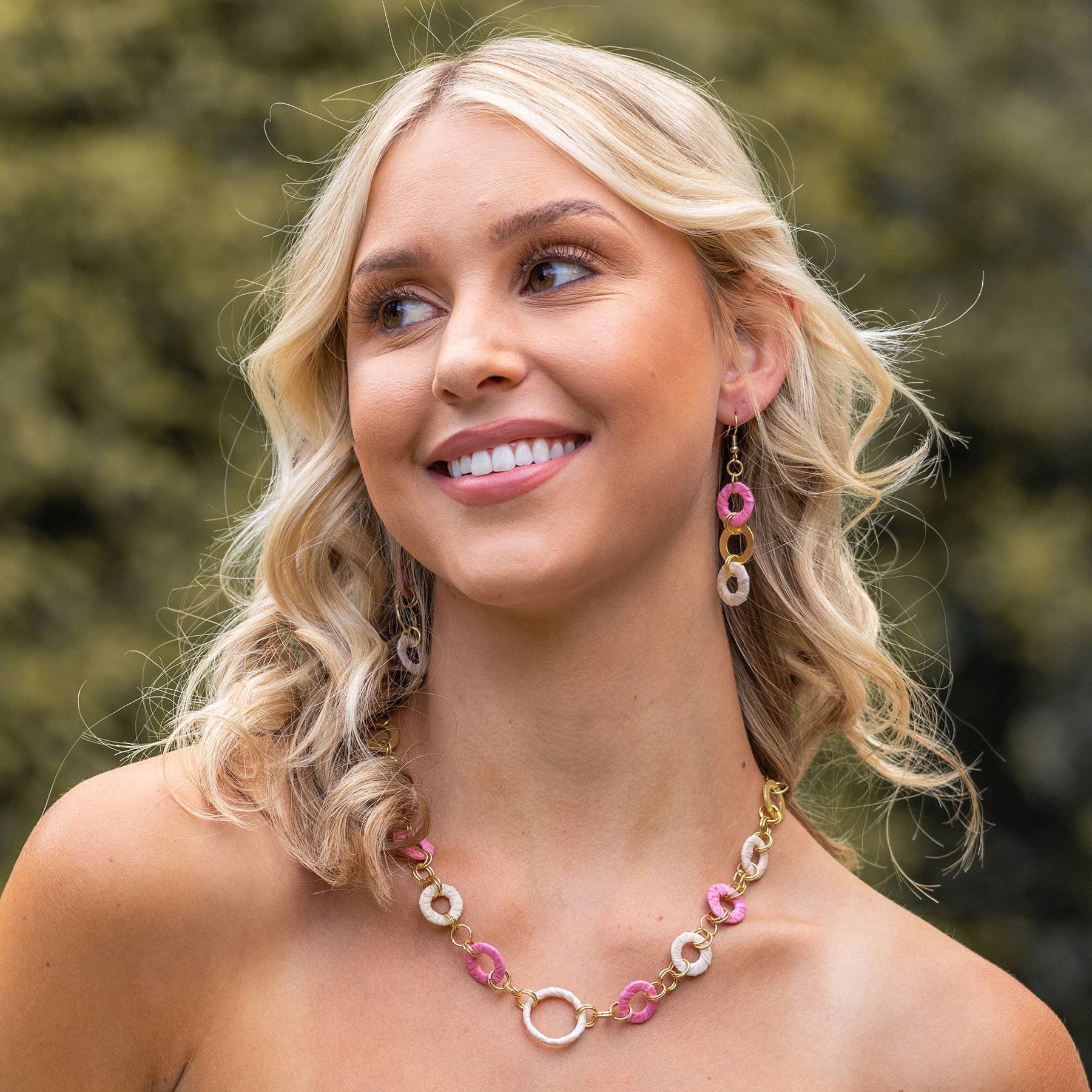 Sachi Raffia Rings Necklace - Pink and Cream Small Rings