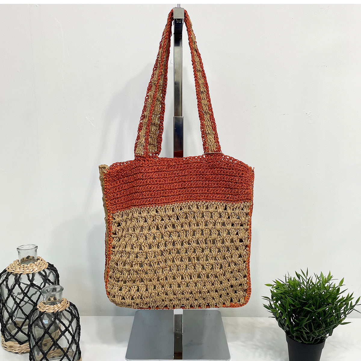 Mirasol Woven Jute Shoulder Bag - Coral