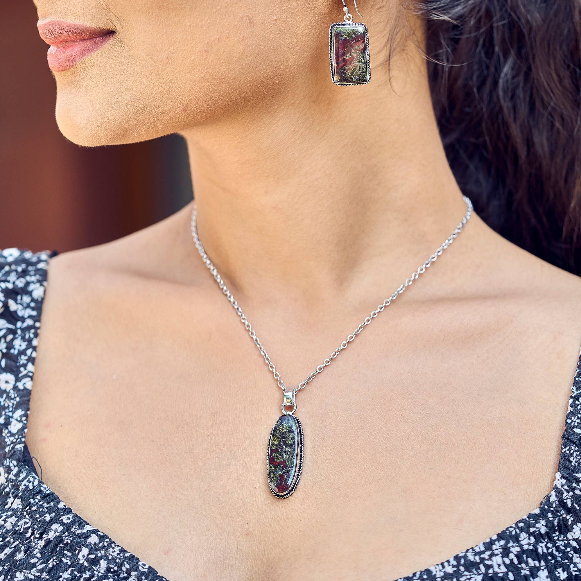 Handcrafted Semiprecious Stone Necklace - Dragon Stone