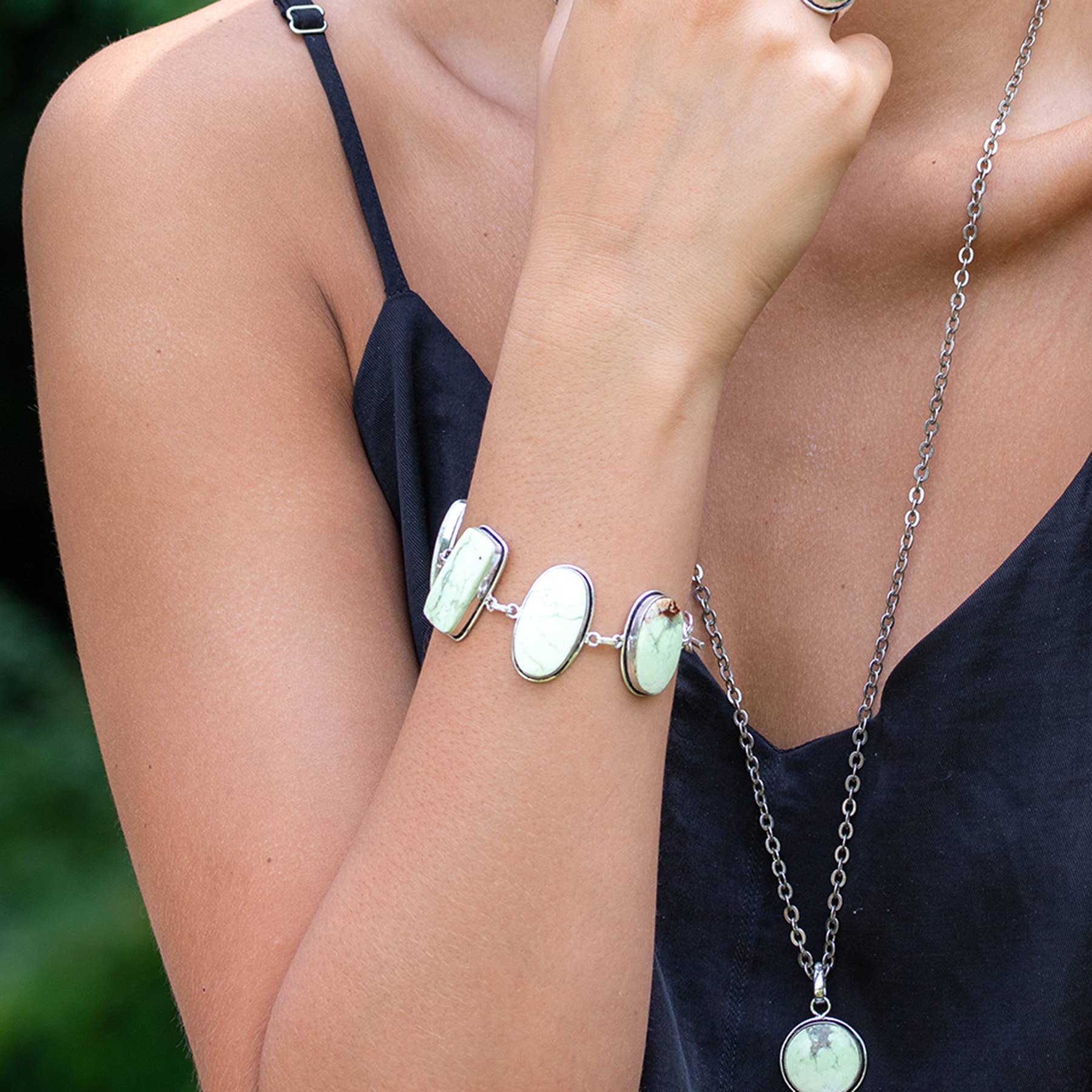 Handcrafted Semiprecious Stone Bracelet - Lemon Chrysoprase