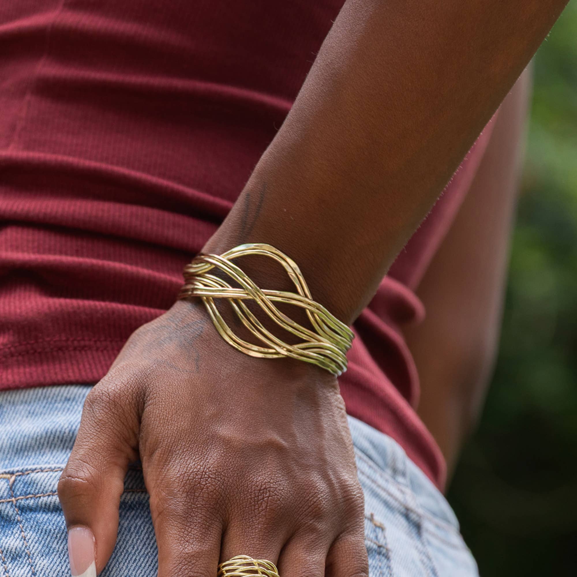 Handcrafted Gold Wavy Wire Cuff Bracelet