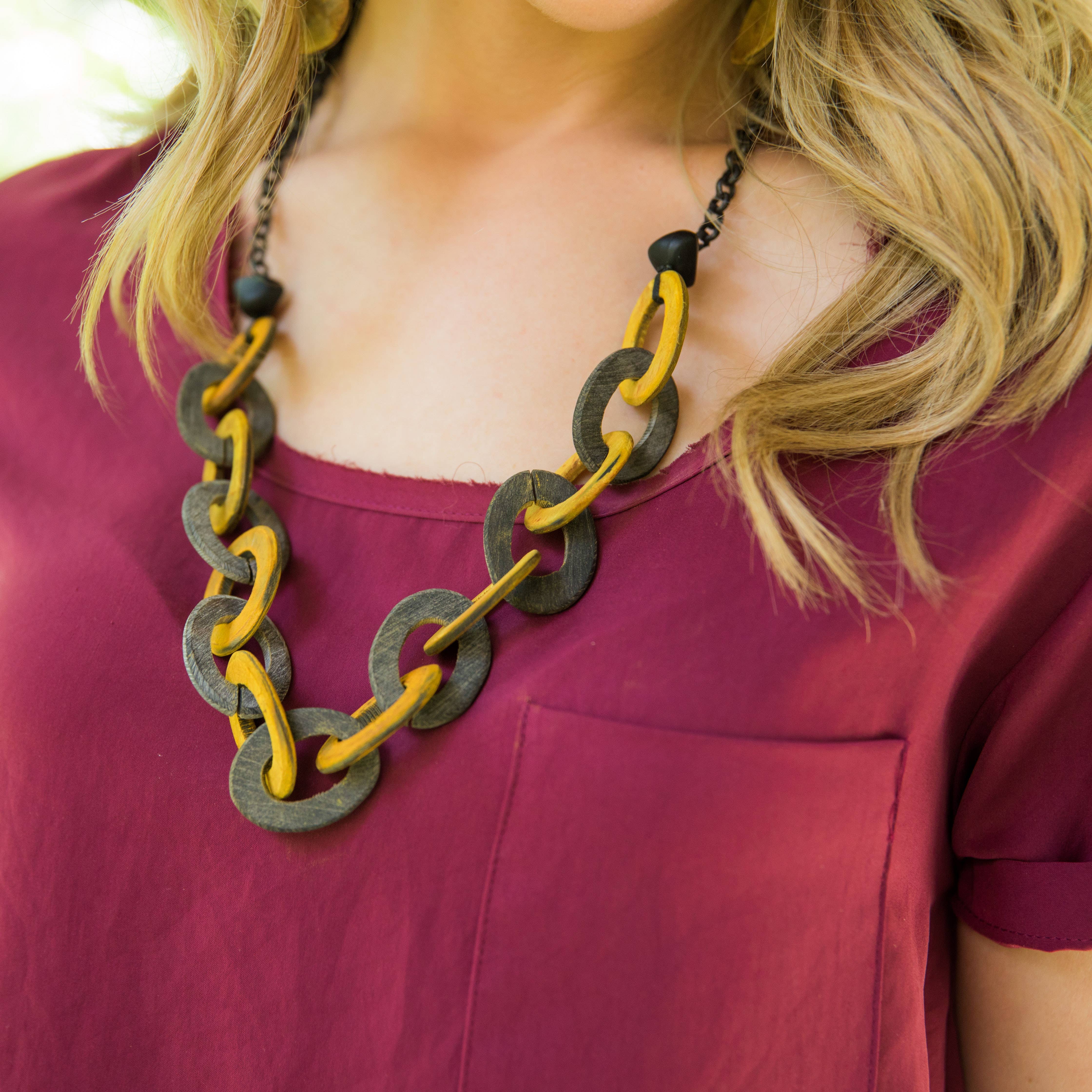 Omala Autumn Neutrals Collection Necklace - Grey/Yellow Link