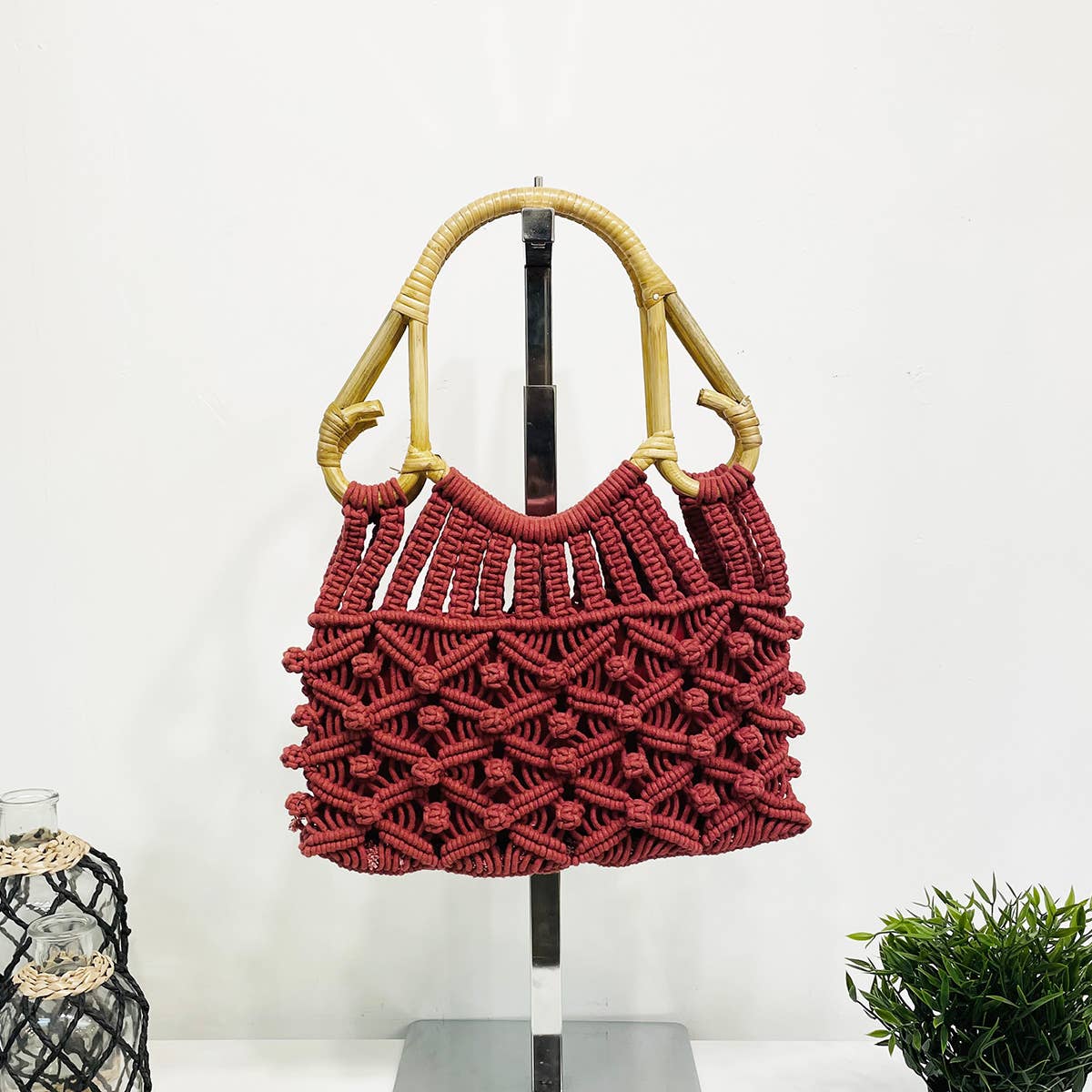 Jolene Bag - Cotton macrame bag with cane handles - Rust