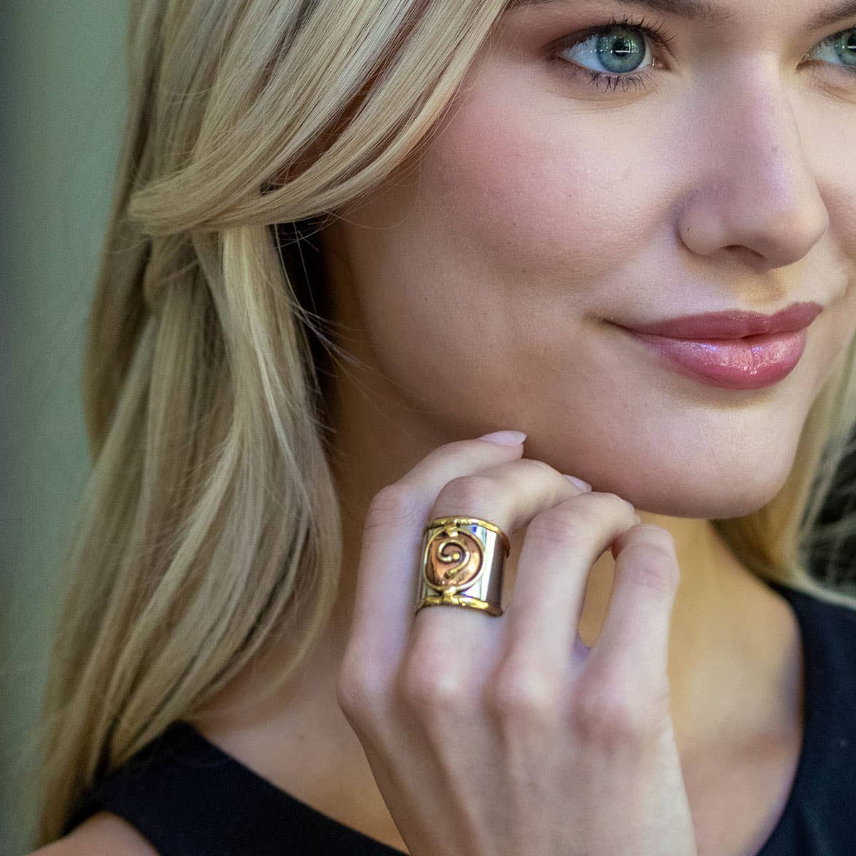 Janya Mixed Metal Ring - Spiral Orb