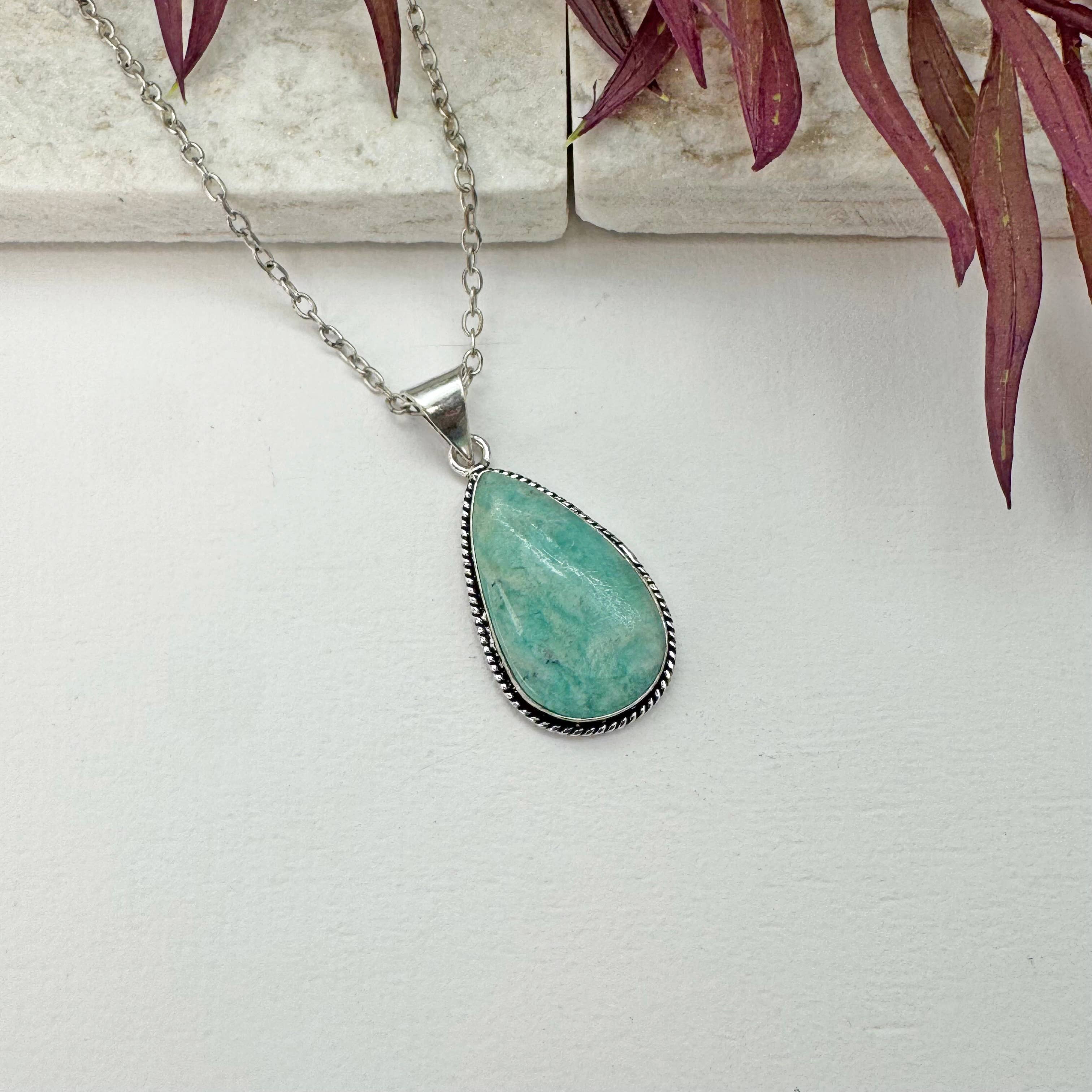 Handcrafted Semiprecious Stone Necklace - Amazonite