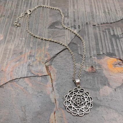 Tanvi Collection Necklace - Silver Points and Scallops